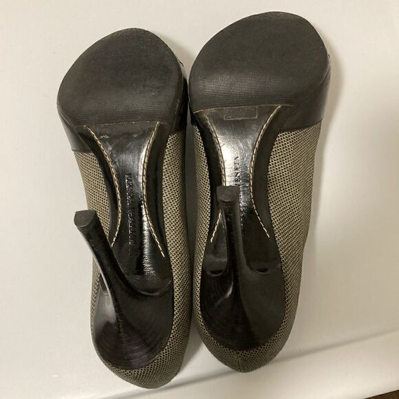 Bottega Veneta Black/Gray Canvas Pumps with Leather Fringe & Peep Toe. Size 39. - Picture 7 of 8